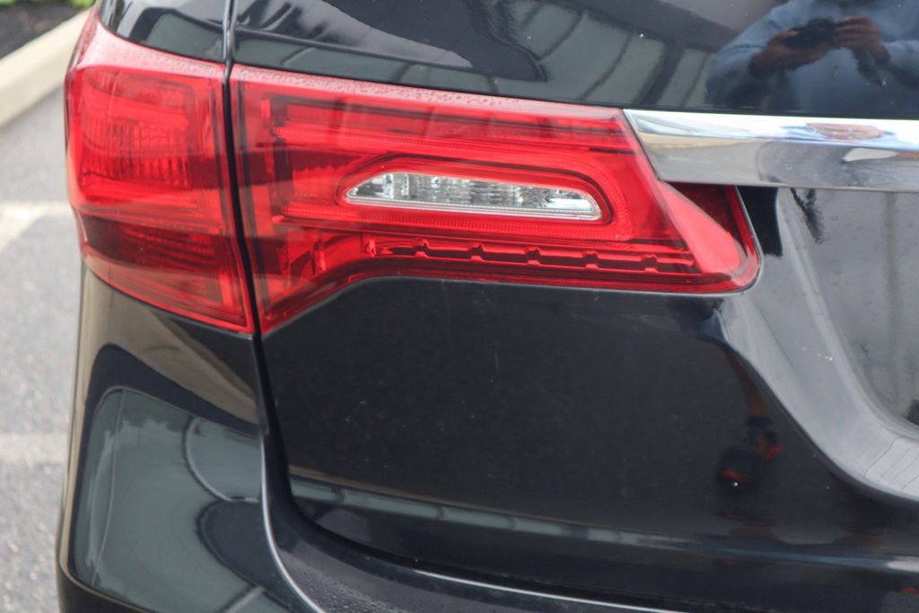 Used 2020 Acura MDX SH-AWD image 43