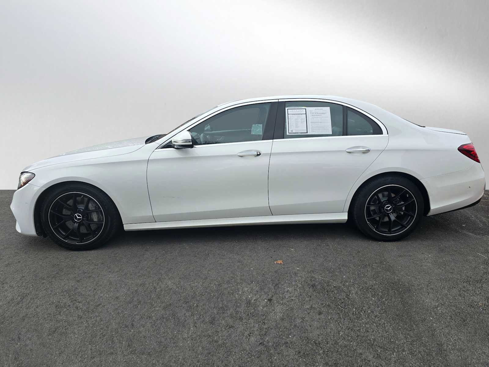 Used 2017 Mercedes-Benz E 300 image 6