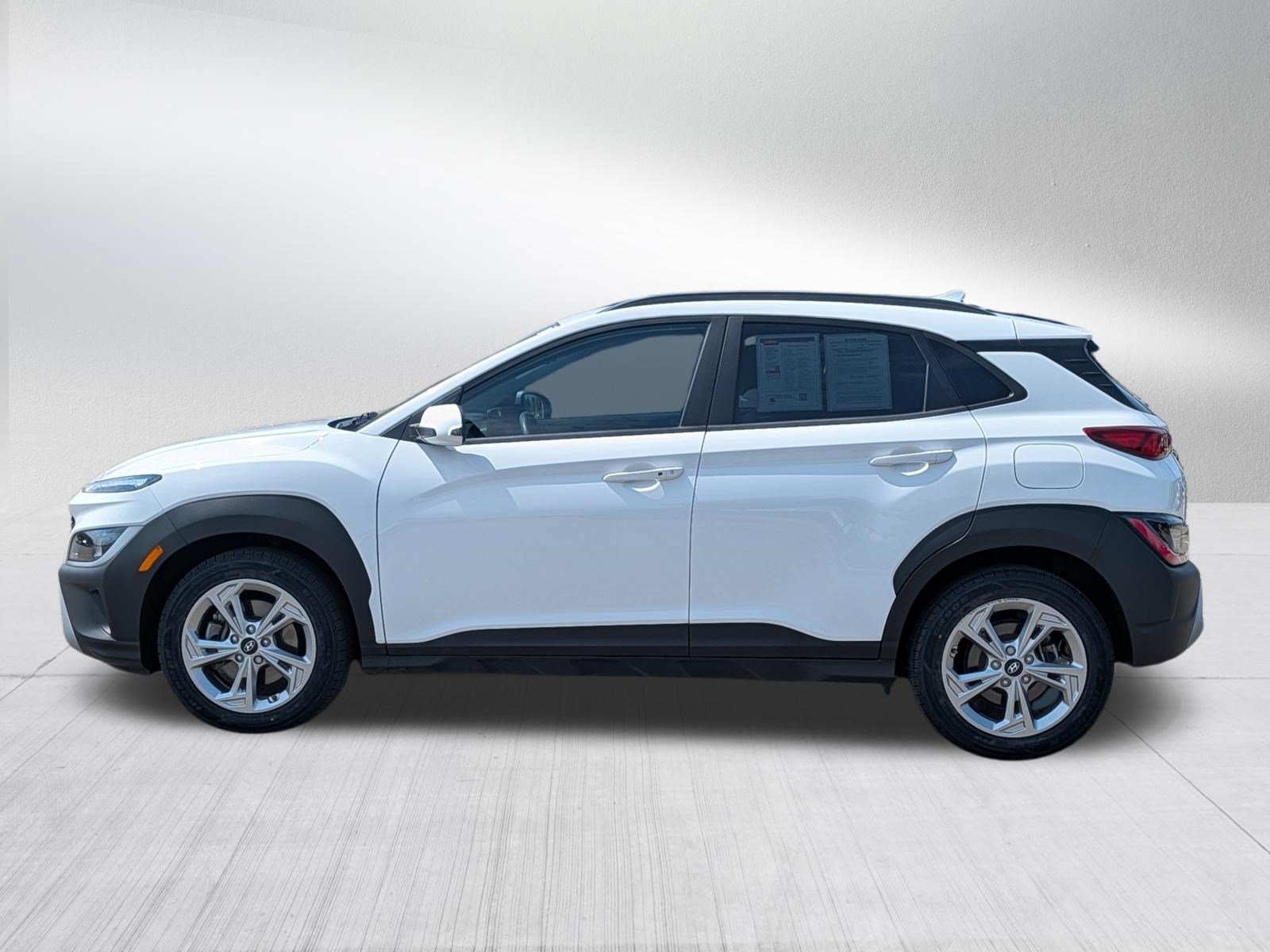 Used 2023 Hyundai Kona SEL w/ Cargo Package AWD/4WD image 4