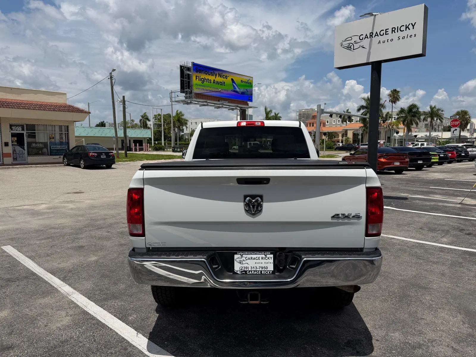 Used 2014 RAM 2500 Tradesman w/ Chrome Appearance Group AWD/4WD image 6