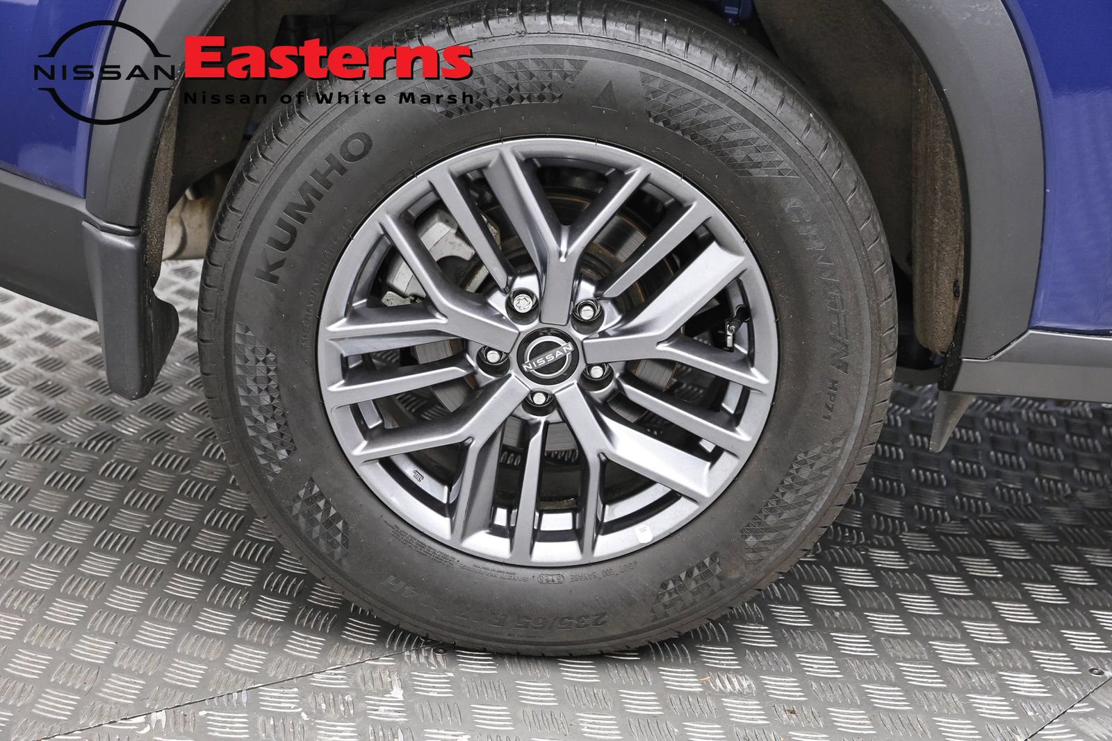 Used 2023 Nissan Rogue S AWD/4WD image 30