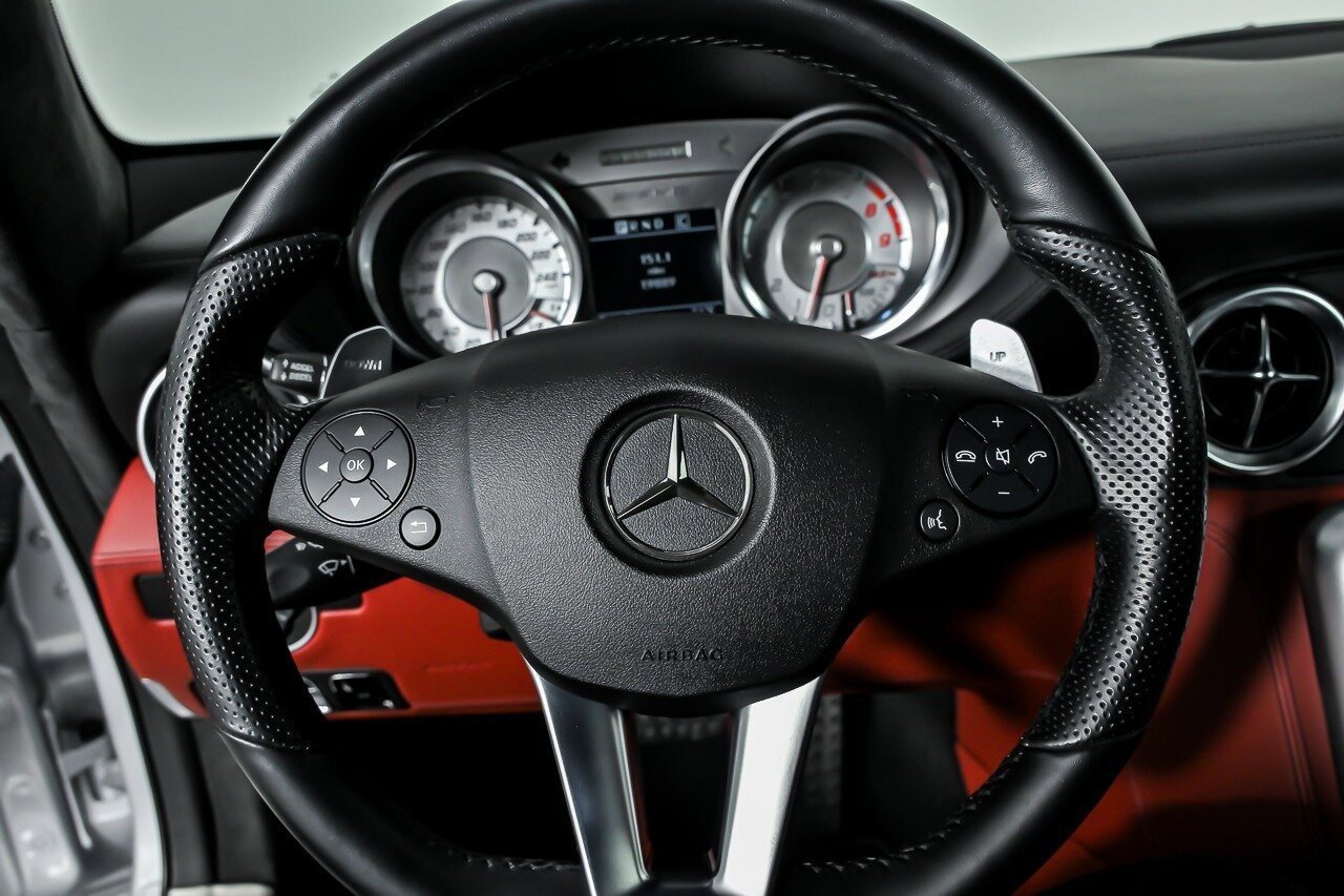 Used 2012 Mercedes-Benz SLS AMG Roadster image 30