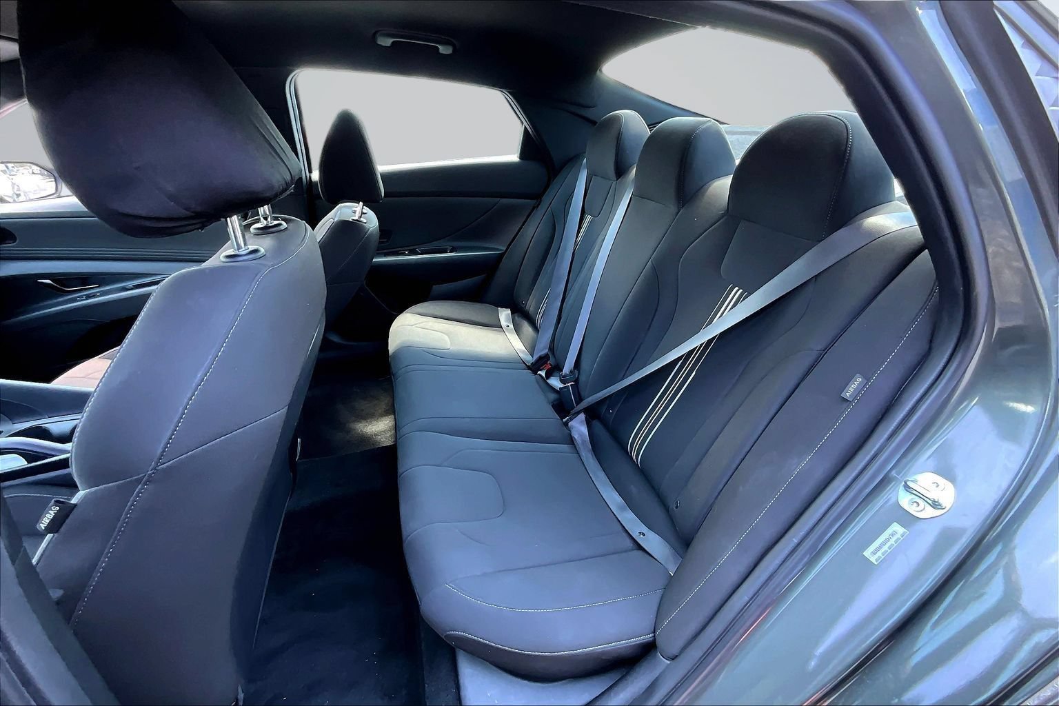 Used 2025 Hyundai Elantra Sport FWD image 23