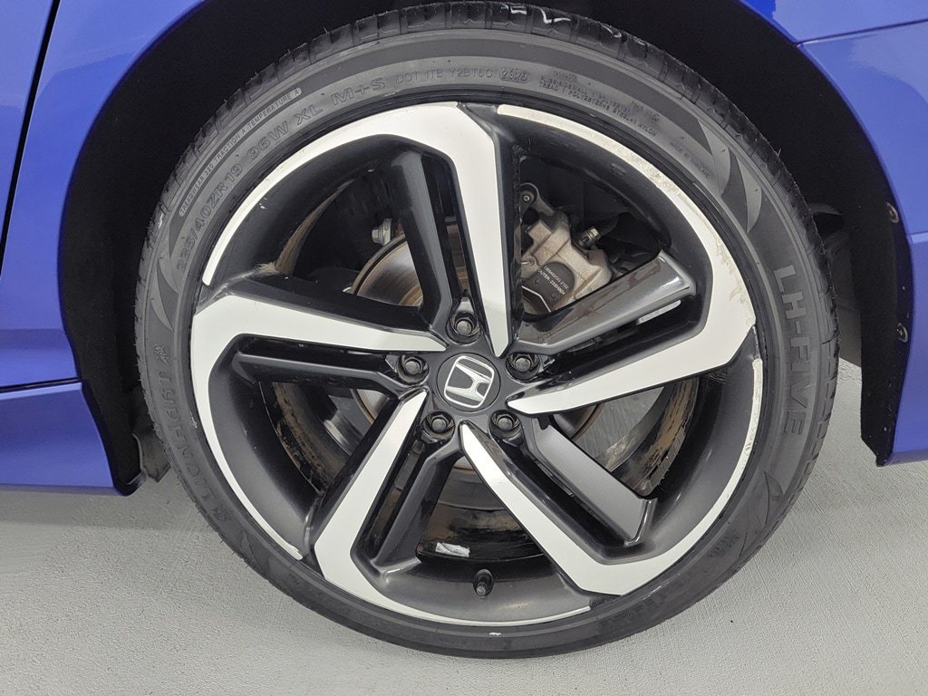 Used 2020 Honda Accord Sport image 11