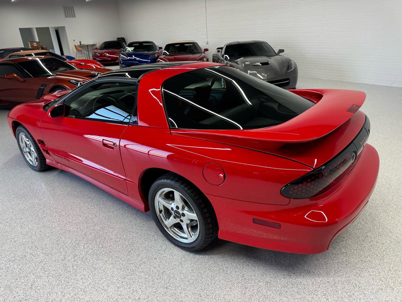 Used 2001 Pontiac Firebird Formula w/ Protection Group RWD image 19