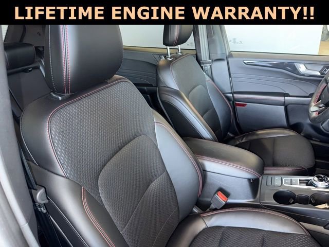 Used 2025 Ford Escape ST-Line w/ Cold Weather Package image 34