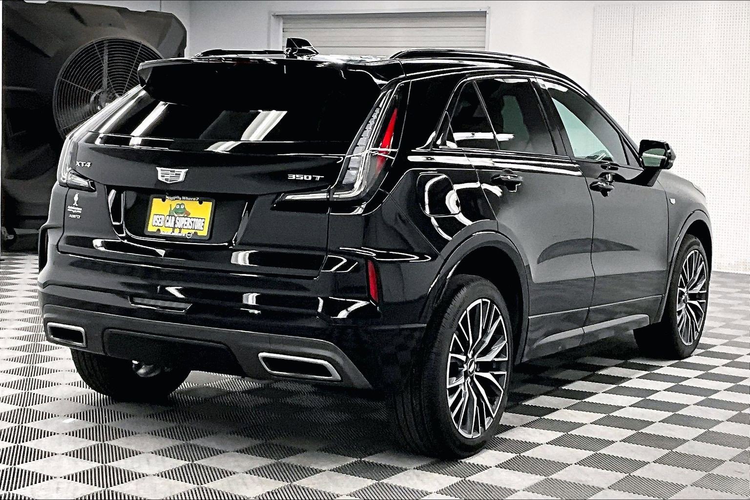 Used 2025 Cadillac XT4 Sport AWD/4WD image 13