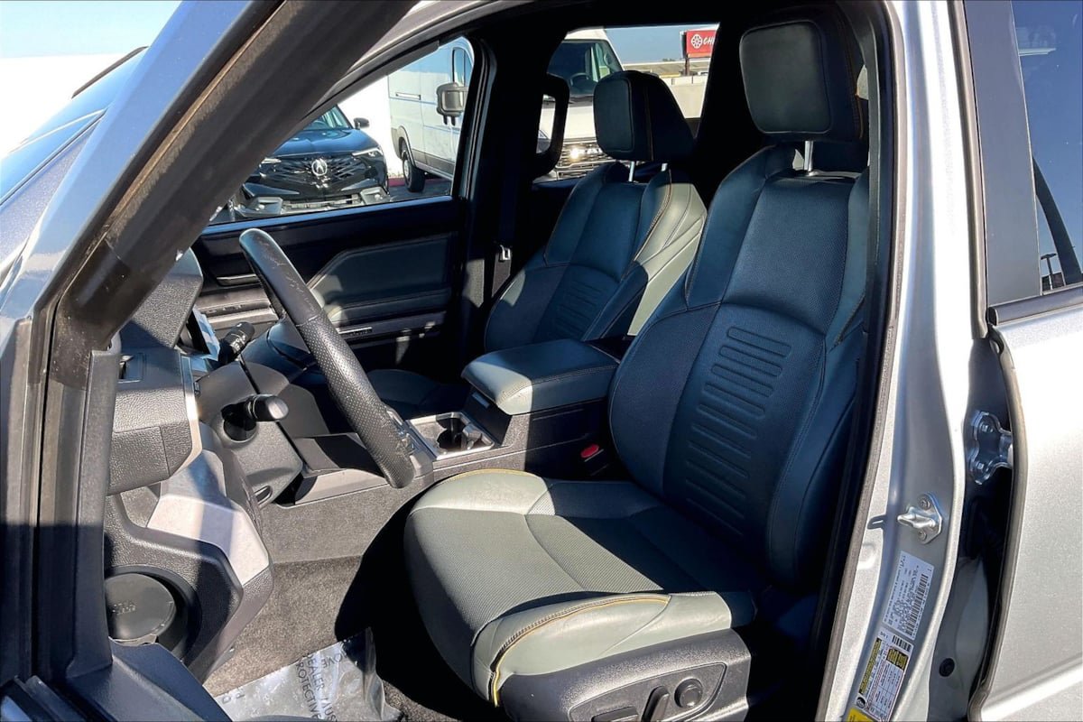 Used 2024 Toyota Tacoma 4x4 Double Cab Hybrid image 21