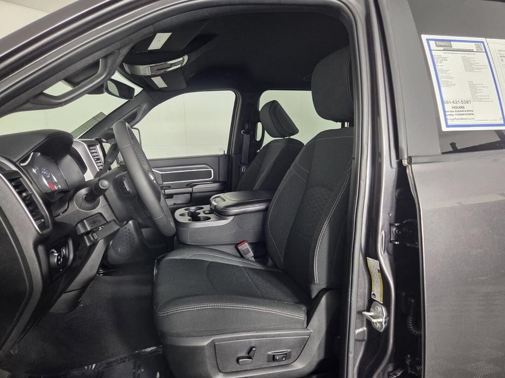 Used 2025 RAM 2500 Big Horn AWD/4WD image 11