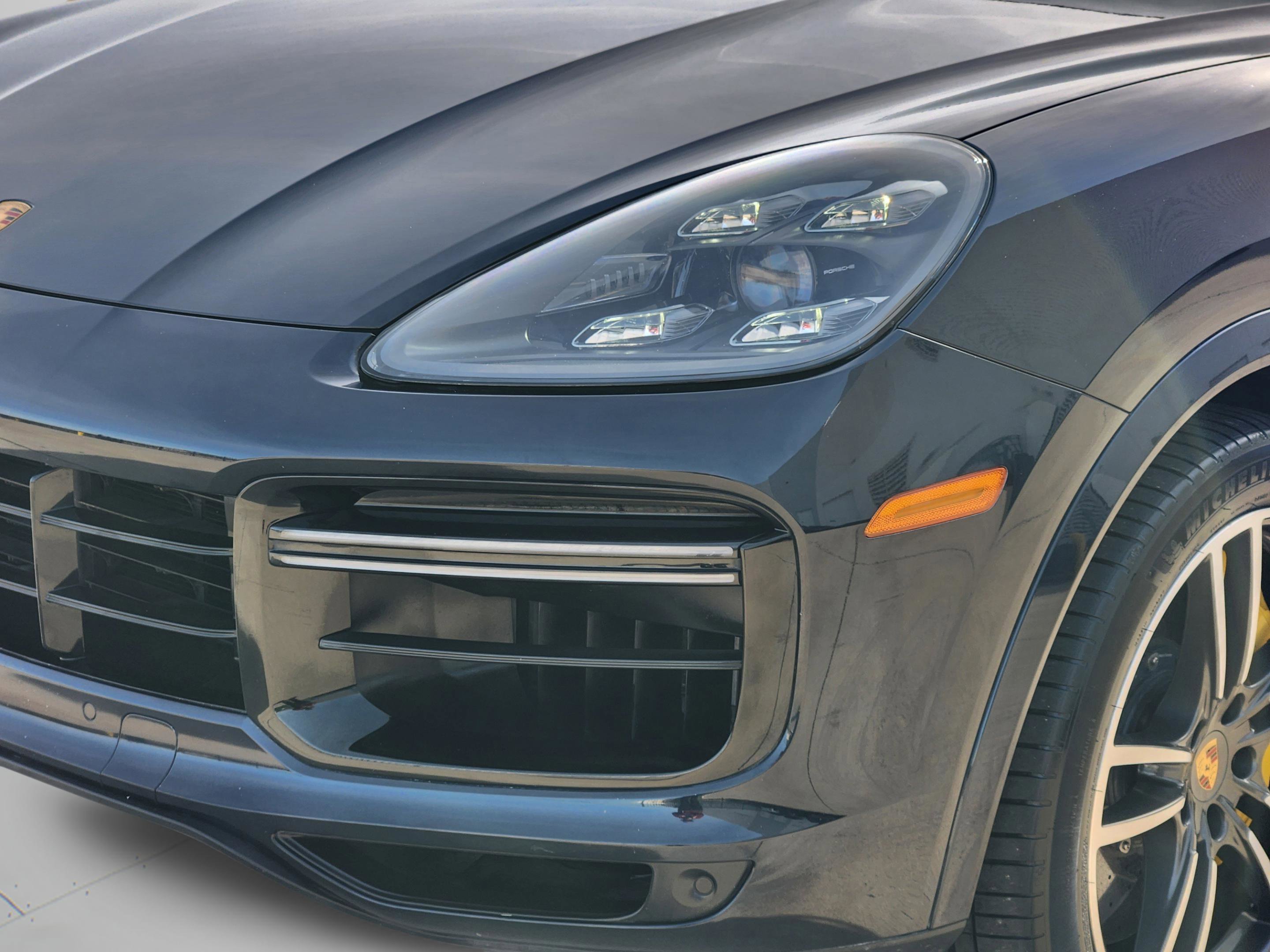 Used 2019 Porsche Cayenne Turbo image 8