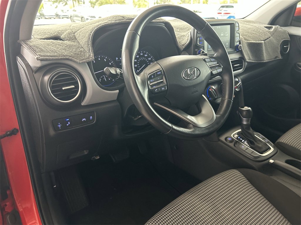 Used 2019 Hyundai Kona SEL w/ SEL Tech Package 02 image 13