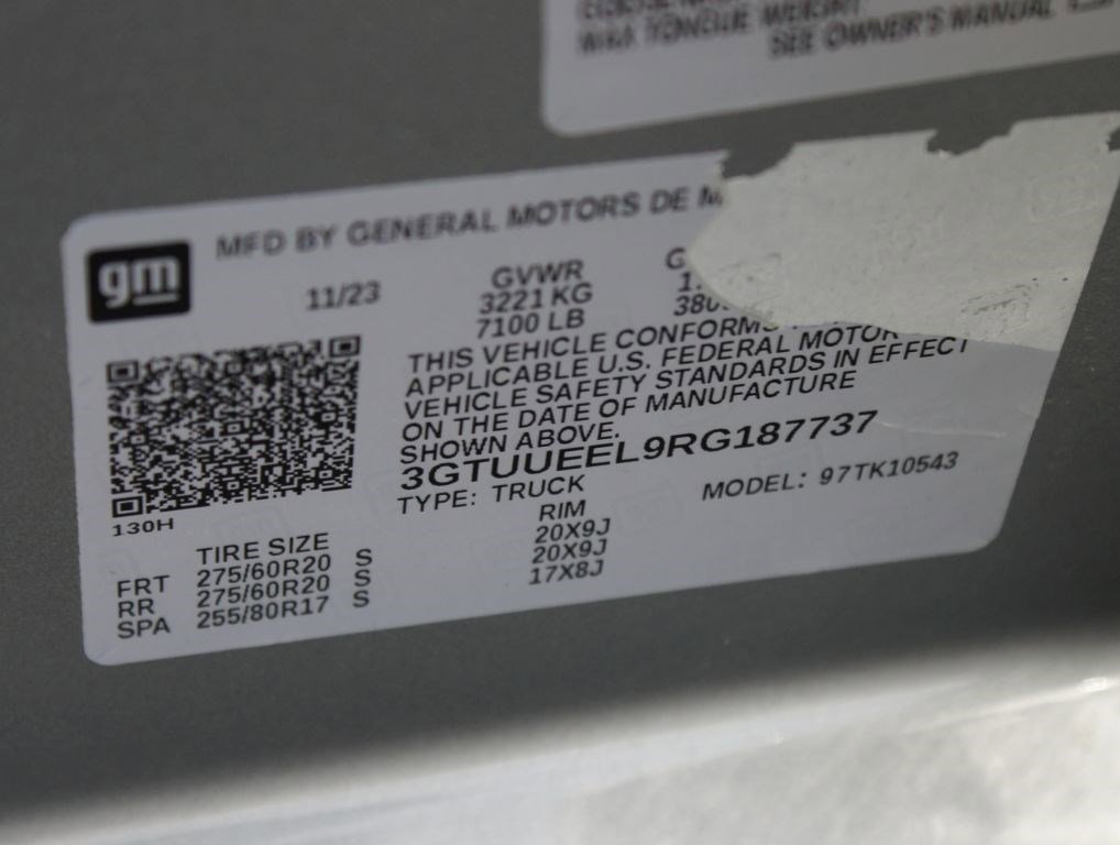 Used 2024 GMC Sierra 1500 AT4 w/ Technology Package image 27