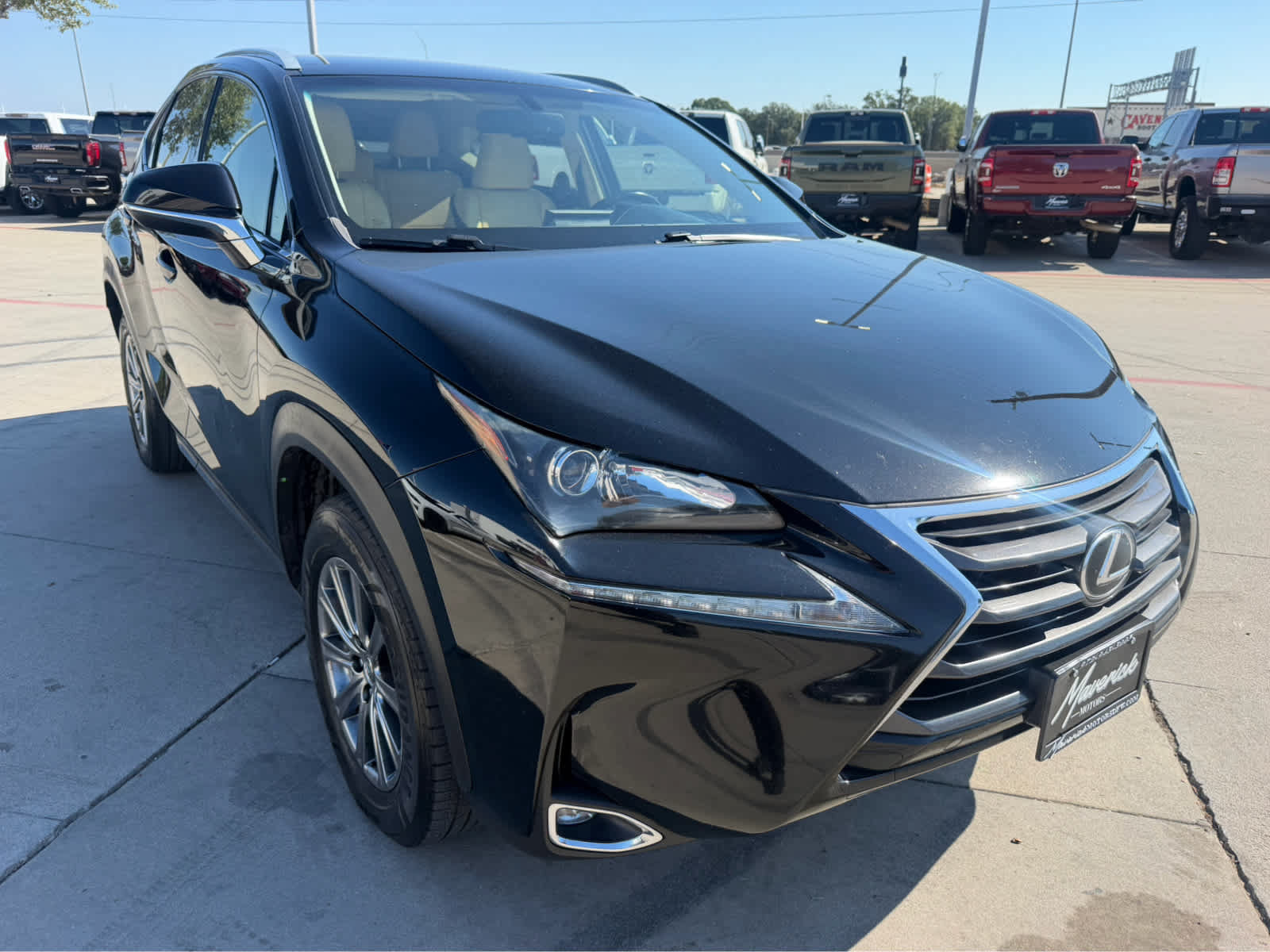 Used 2015 Lexus NX 200t FWD image 4