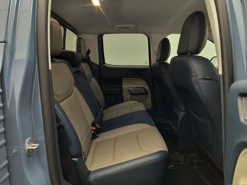 Used 2025 Ford Maverick Lariat w/ 4K Tow Package image 29