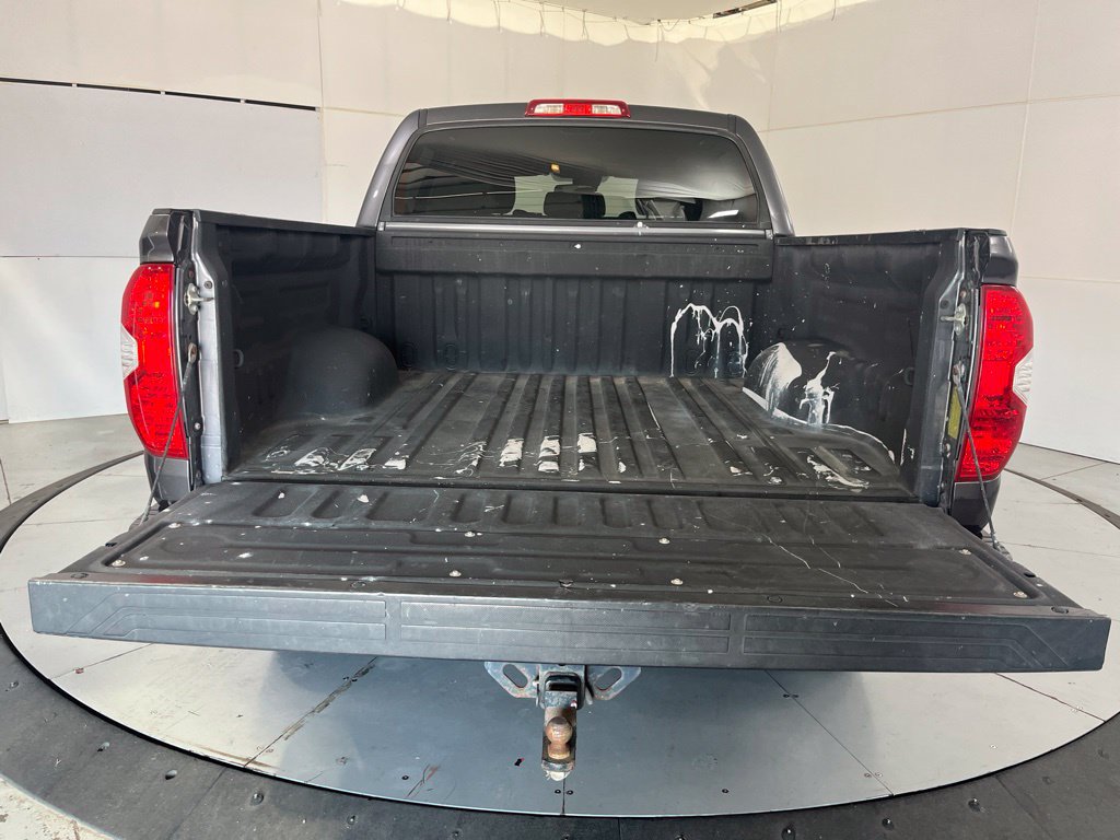 Used 2018 Toyota Tundra SR5 w/ SR5 Upgrade Package AWD/4WD image 13