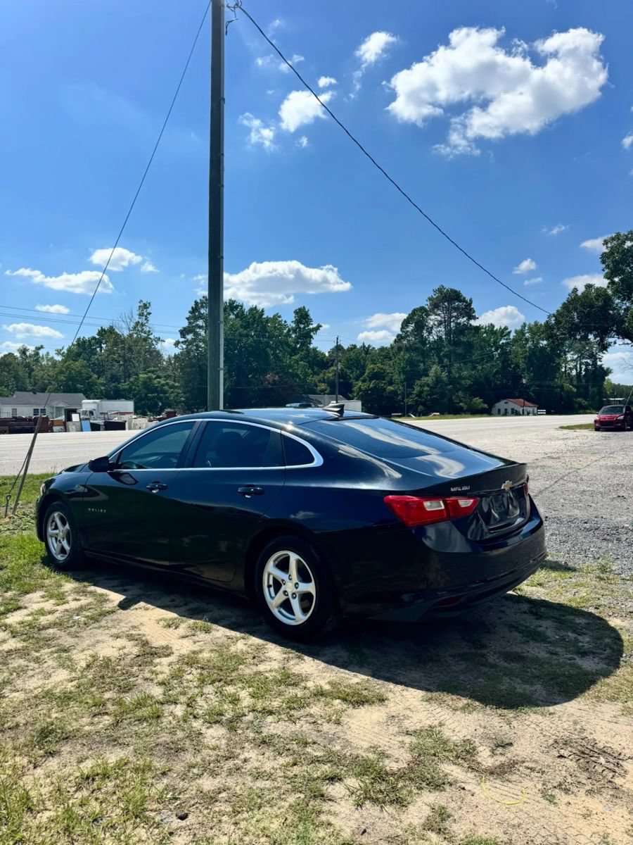 Used 2017 Chevrolet Malibu LS w/ LPO, Convenience Package 1 FWD image 6