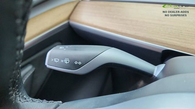 Used 2023 Tesla Model Y Performance AWD/4WD image 41