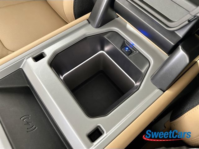 Used 2025 Land Rover Defender 110 V8 image 33