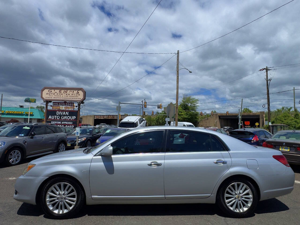 Used 2008 Toyota Avalon Limited FWD image 3