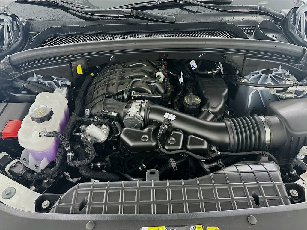 New 2025 Jeep Grand Cherokee Laredo X w/ Luxury Tech Group I RWD image 17
