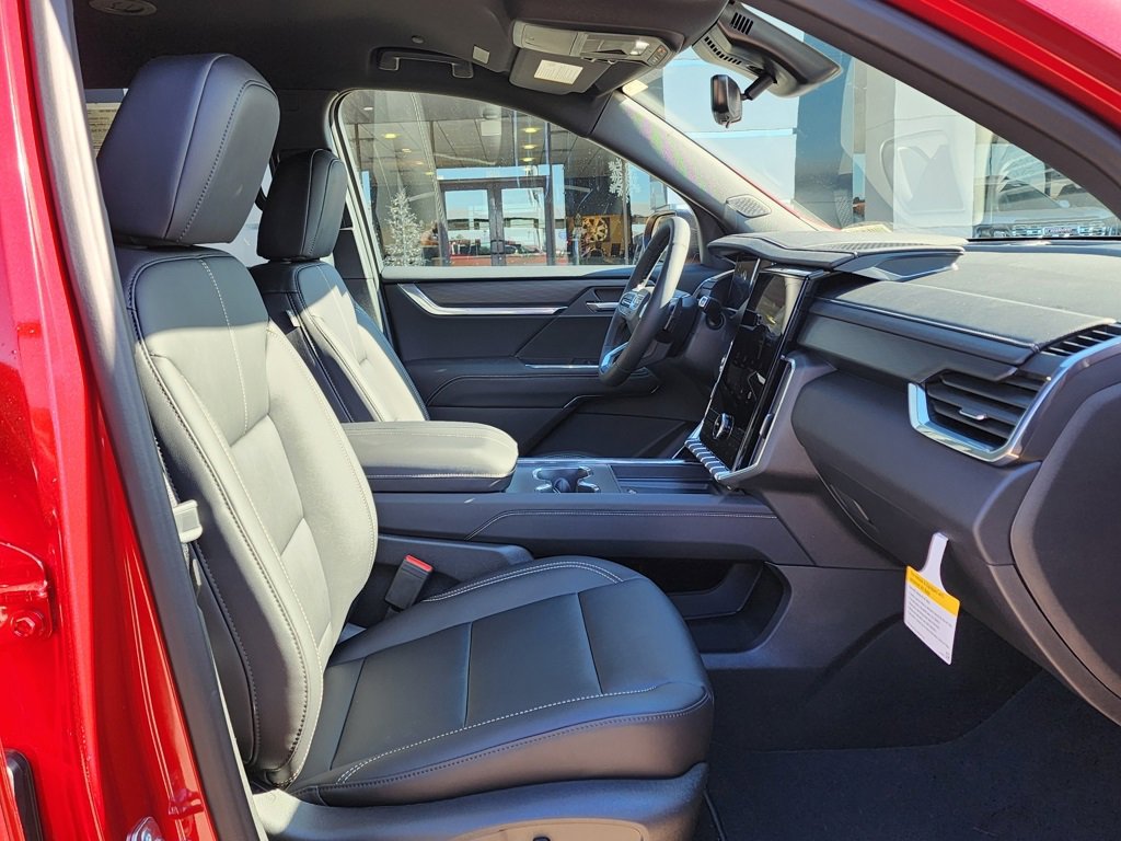 New 2026 GMC Acadia Elevation w/ Black Edition image 39