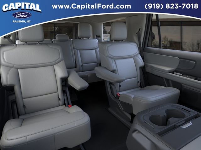 New 2026 Ford Expedition Active AWD/4WD image 11