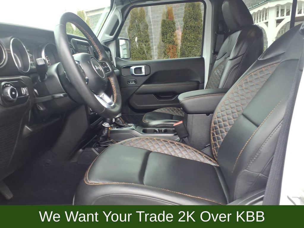 Used 2023 Jeep Wrangler Altitude image 10