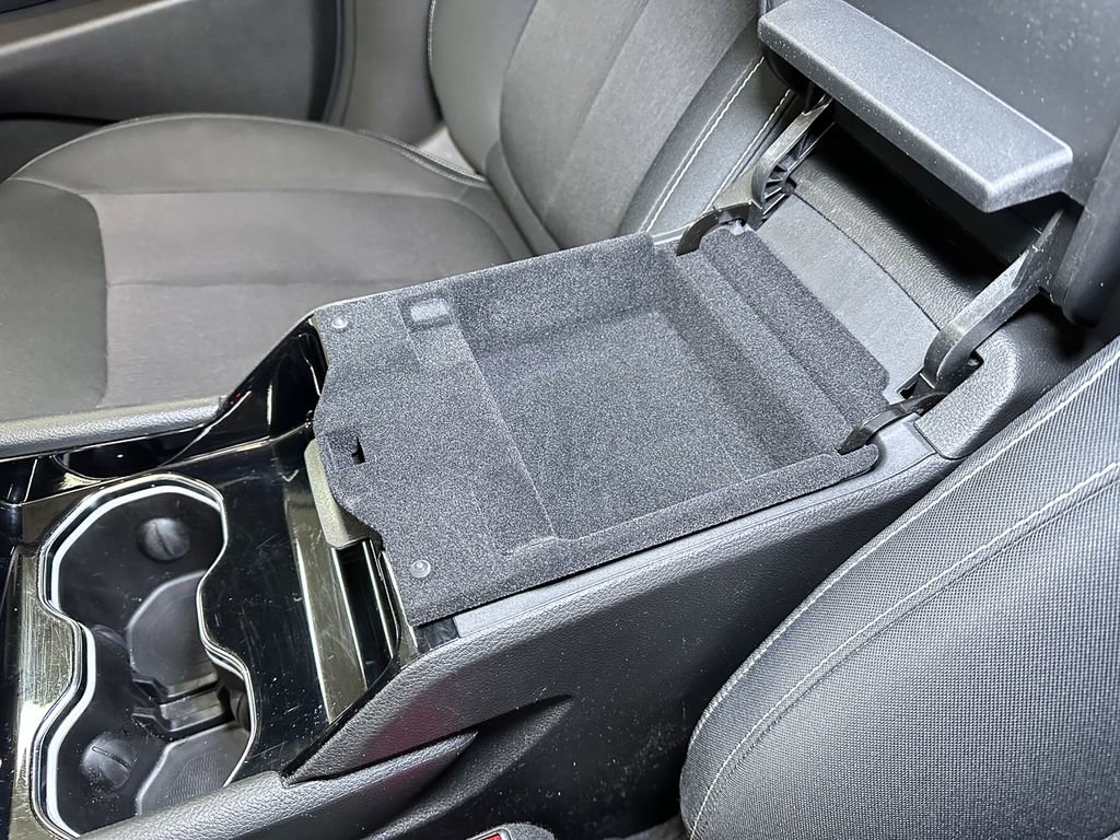 Used 2023 Jeep Grand Cherokee Laredo image 42