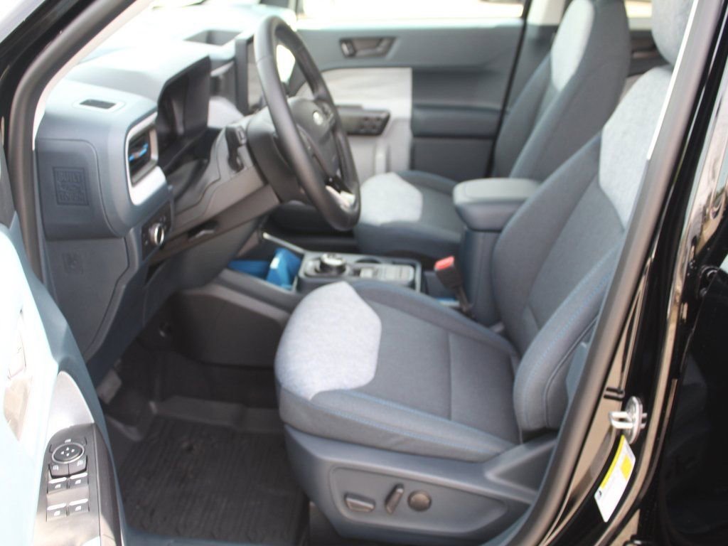 New 2026 Ford Maverick XLT w/ XLT Luxury Package image 3