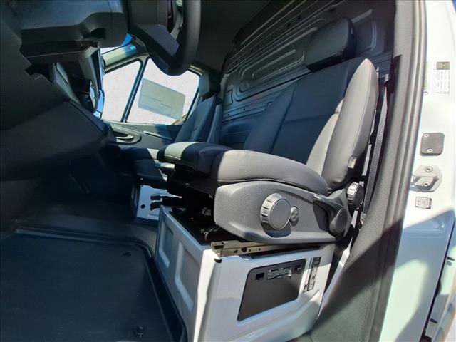 New 2026 Mercedes-Benz Sprinter 2500 image 4