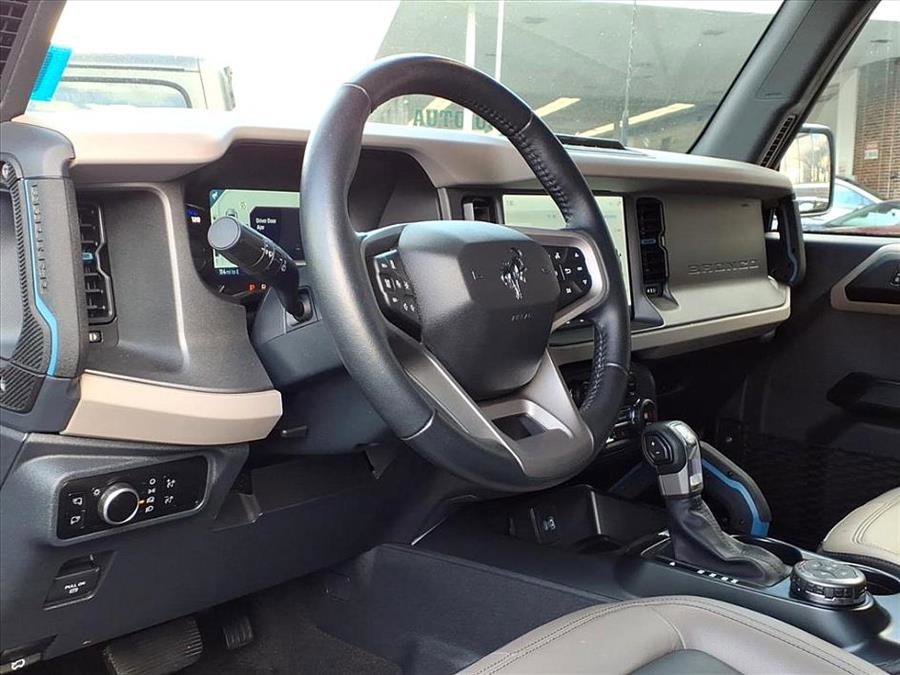 Used 2024 Ford Bronco Wildtrak image 18