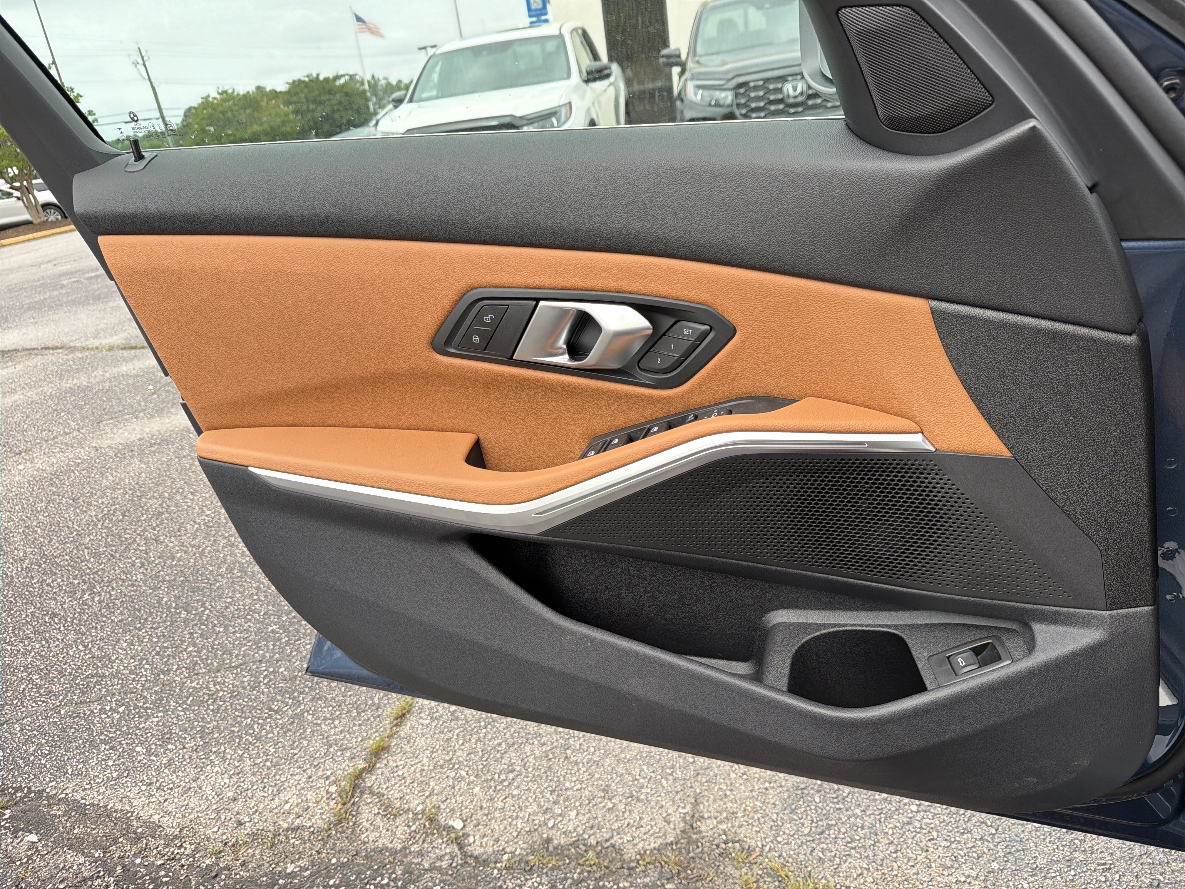 New 2026 BMW 330i Sedan w/ Convenience Package RWD image 17