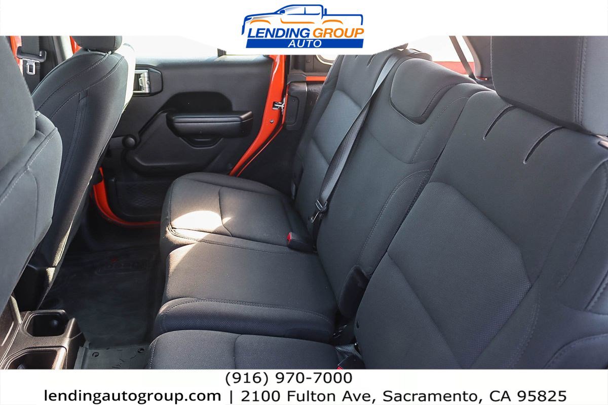 Used 2018 Jeep Wrangler Unlimited Sport image 17