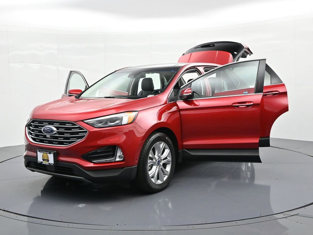 Used 2020 Ford Edge Titanium w/ Equipment Group 301A AWD/4WD image 36