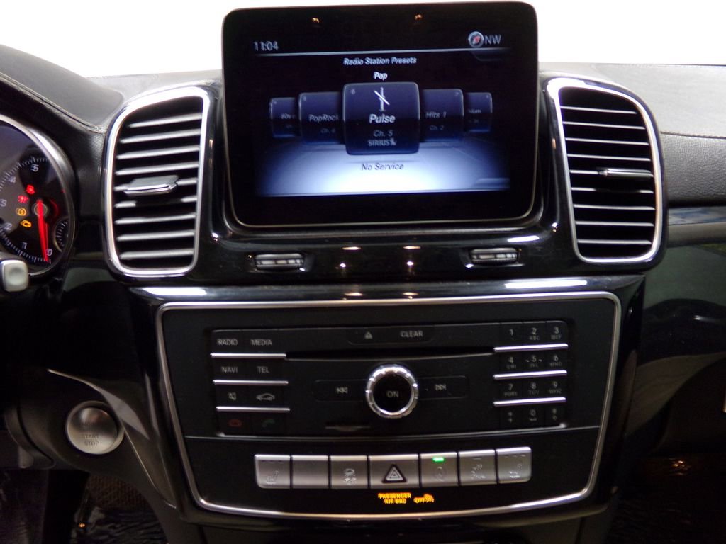 Used 2019 Mercedes-Benz GLS 450 4MATIC image 21