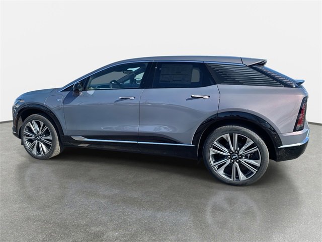 New 2026 Cadillac Optiq Luxury 2 image 3