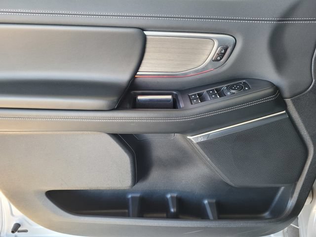 Used 2025 Ford Expedition Platinum AWD/4WD image 18