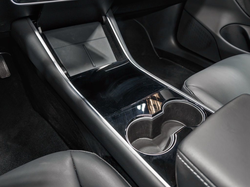 Used 2020 Tesla Model 3 Long Range image 17