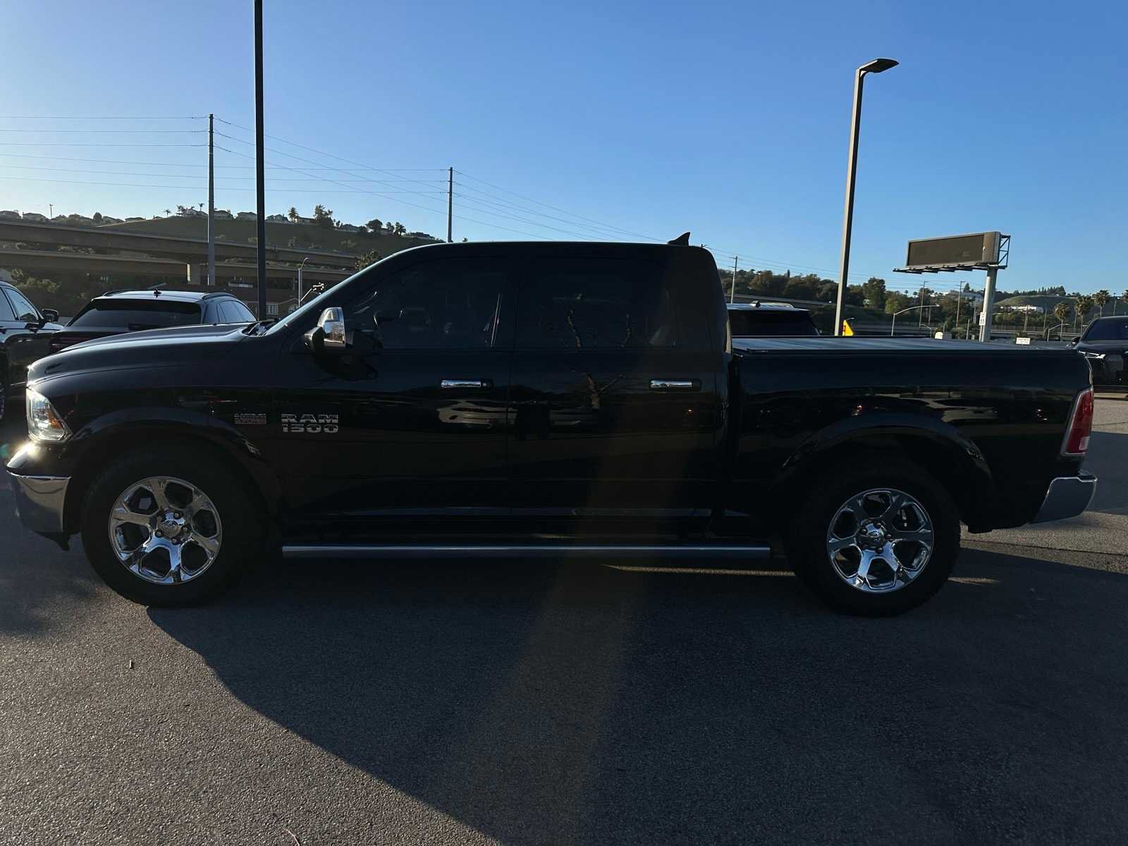 Used 2015 RAM 1500 Laramie w/ Convenience Group image 7