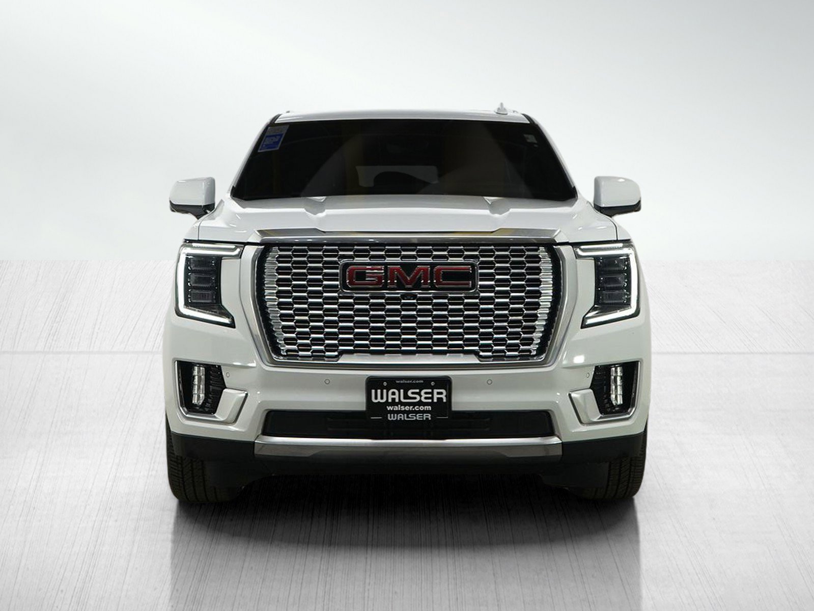 Used 2023 GMC Yukon Denali w/ Denali Reserve Package image 8