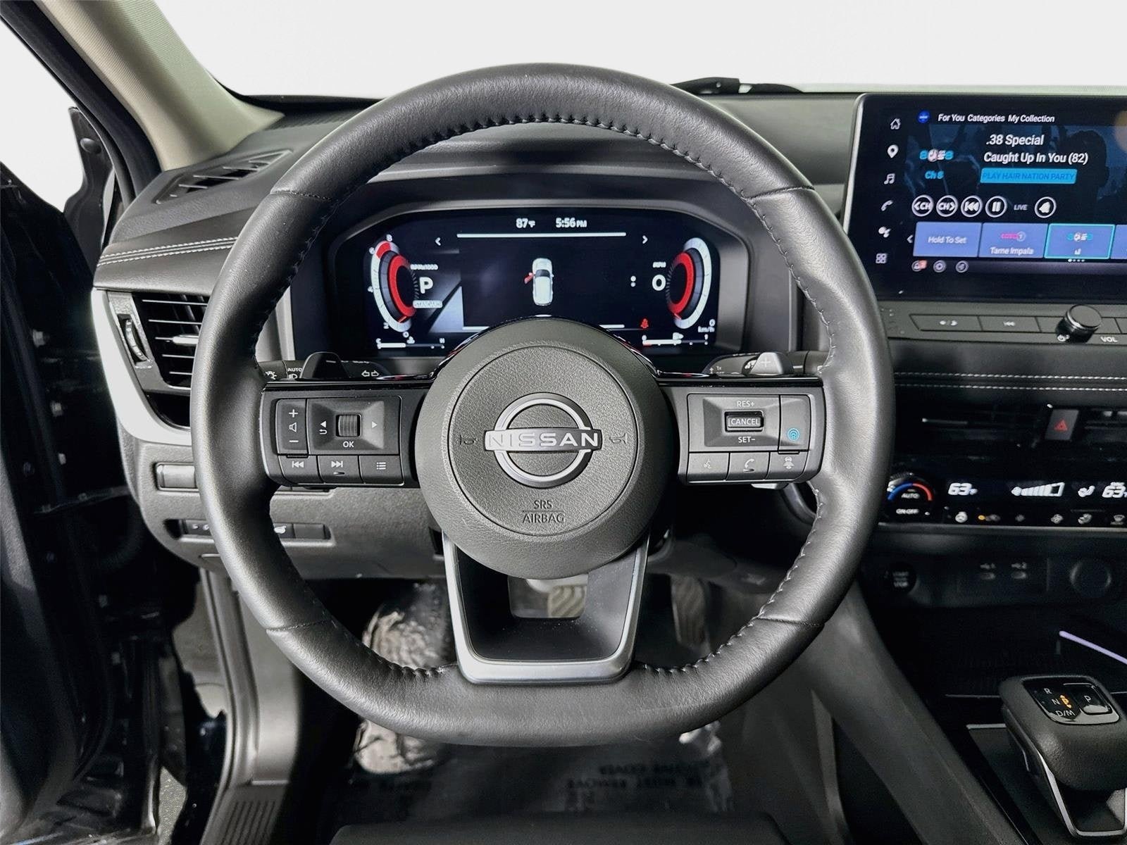 Certified 2024 Nissan Rogue SL FWD image 13