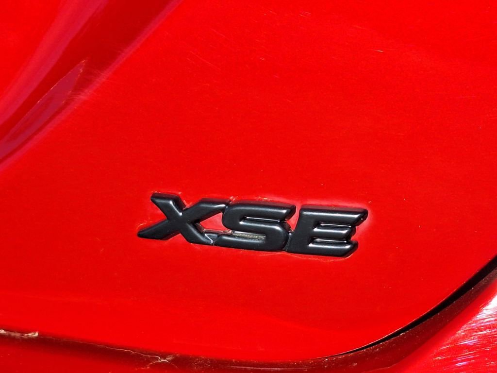 Used 2021 Toyota Camry XSE image 29