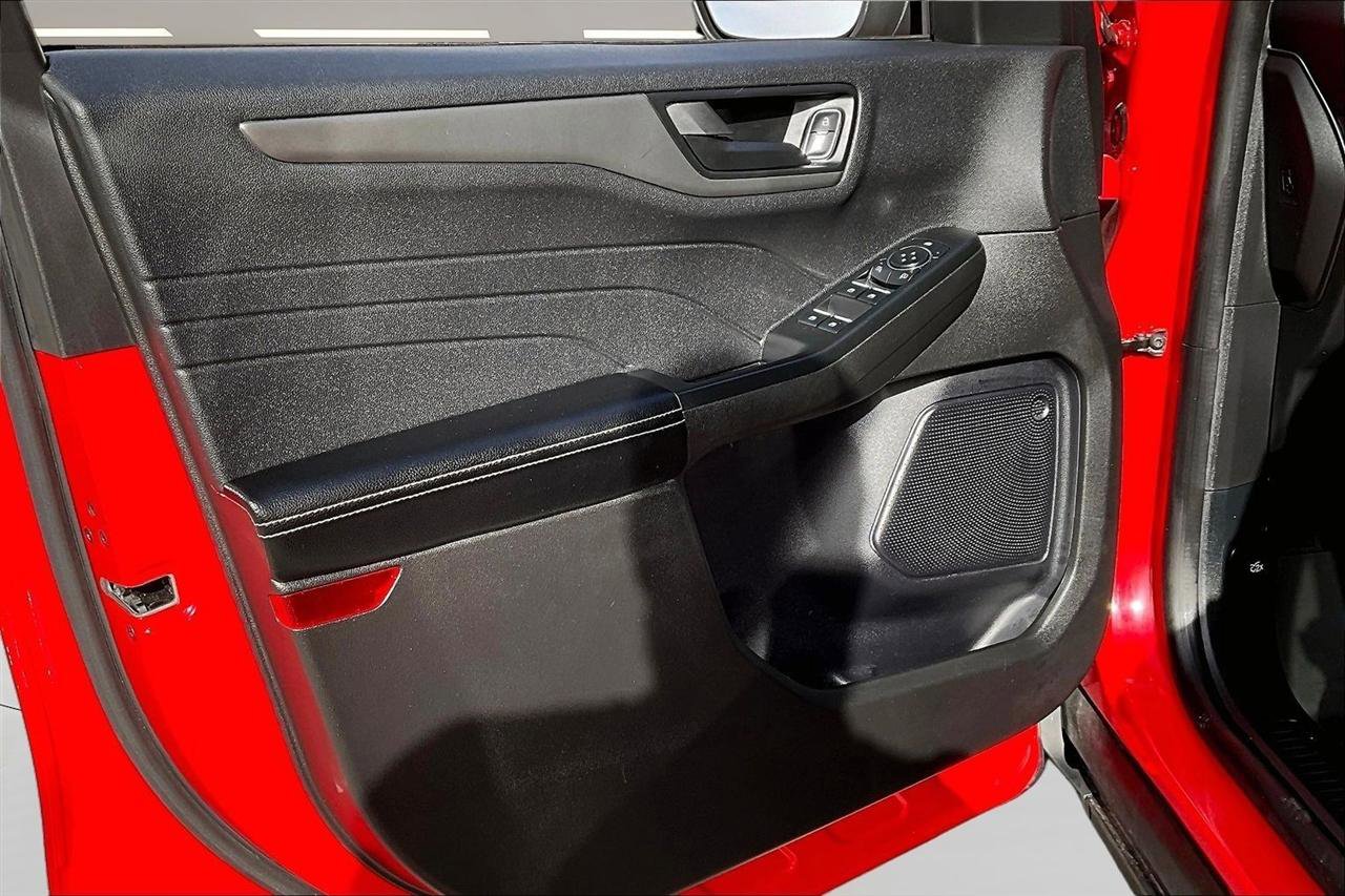 Used 2024 Ford Escape Active image 20