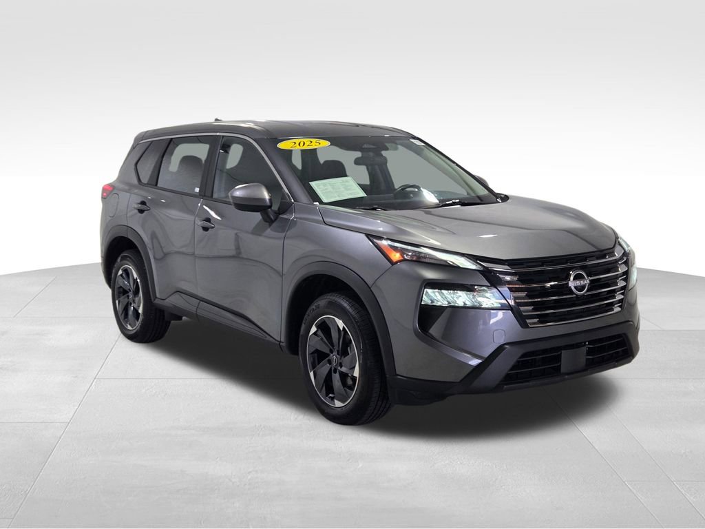 Used 2025 Nissan Rogue SV AWD/4WD image 18