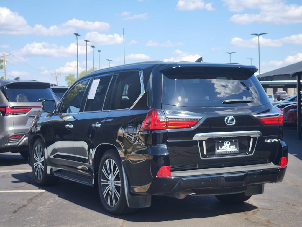 Used 2021 Lexus LX 570 4WD w/ Luxury Package image 6
