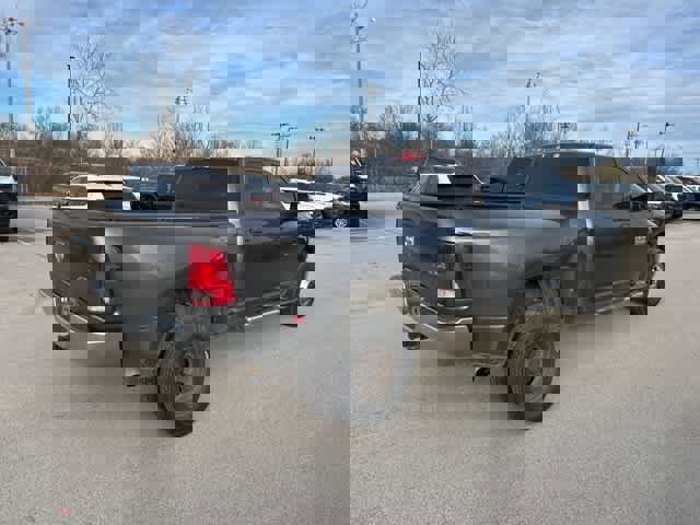 Used 2018 RAM 3500 Tradesman w/ Chrome Appearance Group image 19