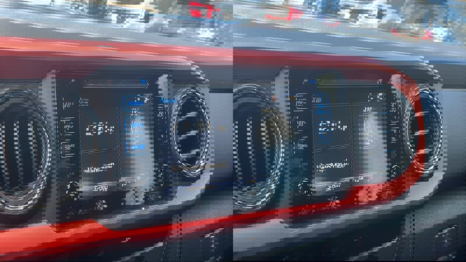 Used 2017 Toyota Tacoma TRD Sport image 17