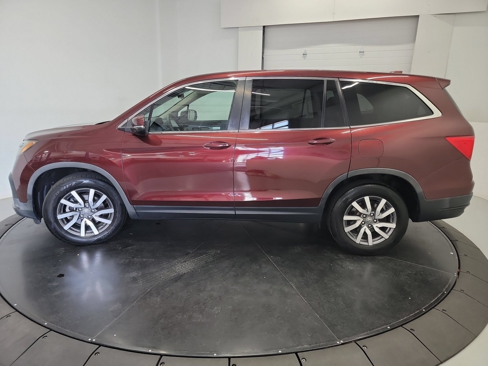 Used 2019 Honda Pilot EX image 4