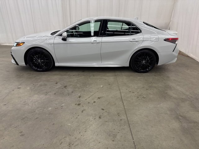 Used 2024 Toyota Camry XSE image 36