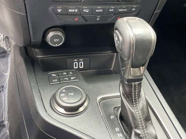 Certified 2019 Ford Ranger Lariat w/ Black Appearance Package AWD/4WD image 17